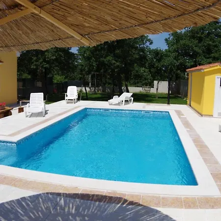 Vakantiehuis House Oliva, Sveti Kirin *