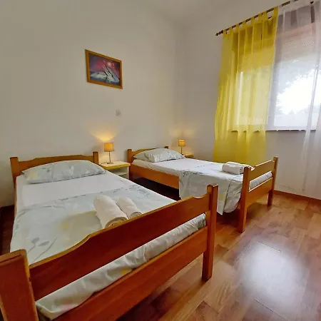 House Oliva, Sveti Kirin Vakantiehuis *