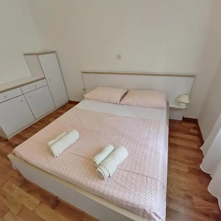 House Oliva, Sveti Kirin Vakantiehuis *